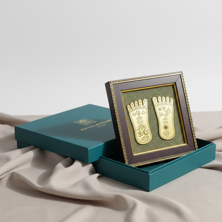 Showpieces & Figurines