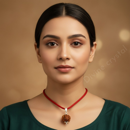 3 Mukhi Nepali Rudraksh Pendnat